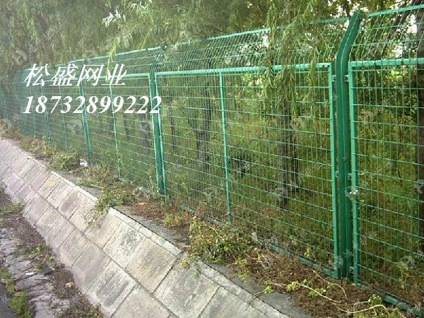 框架護(hù)欄網(wǎng)圖片/框架護(hù)欄網(wǎng)樣板圖 (4)