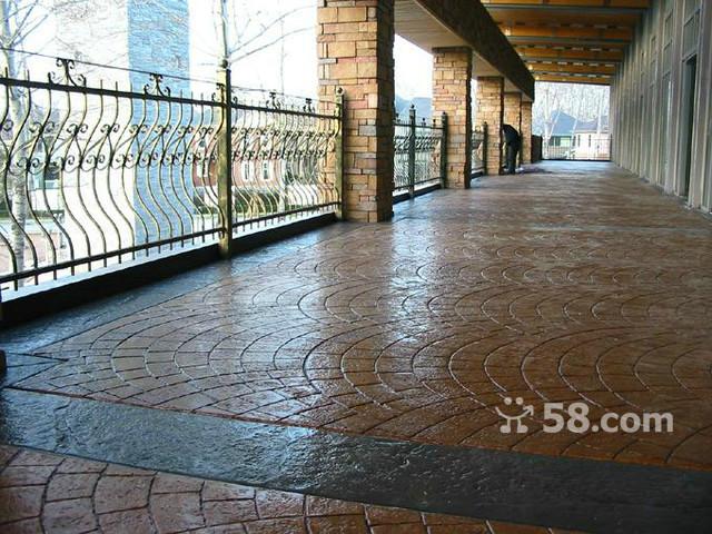 北京物流庫(kù)房水泥地面如何增加硬度圖片