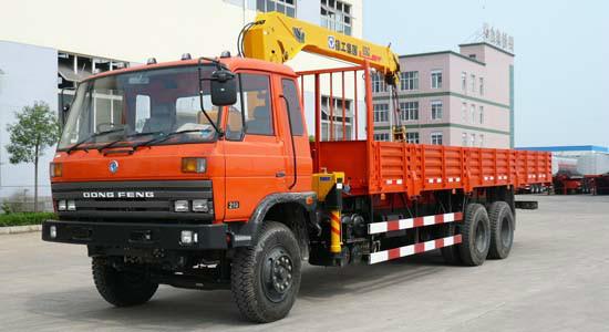 東風(fēng)后雙橋12噸隨車吊圖片