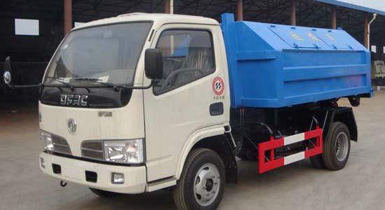 東風(fēng)小霸王拉臂垃圾車圖片