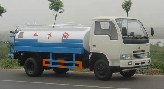 東風(fēng)康霸灑水車圖片