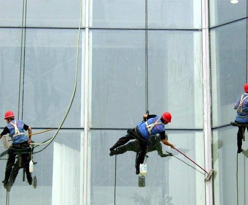 昆明廣告牌清洗圖片