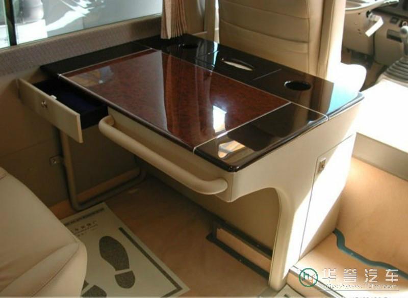 供應改裝豐田考斯特違法嗎、中巴考斯特改裝、考斯特內(nèi)飾改裝