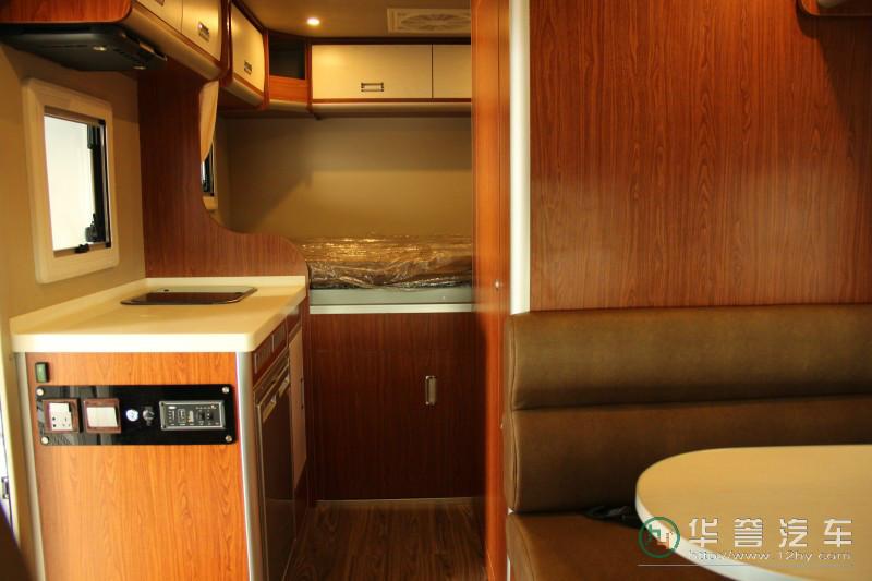 供應(yīng)豪華深圳旅居房車(chē)改裝