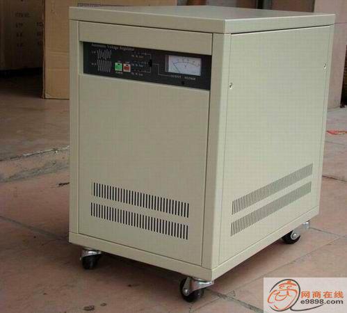 廠家直銷數(shù)控穩(wěn)壓器 數(shù)控穩(wěn)壓電源 AVR工業(yè)型數(shù)控穩(wěn)壓電源 SVC全自動高精度穩(wěn)壓器