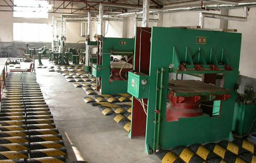 固原減速帶圖片