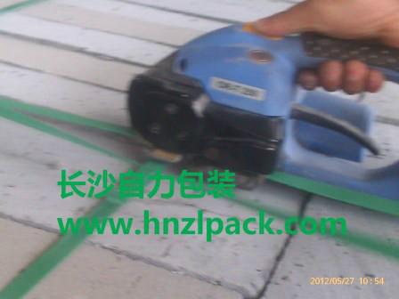 供應頁巖磚打包機 ORT250磚塊打包機 束緊力2500N