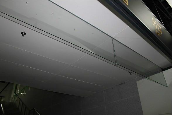 北京防火玻璃擋煙垂壁