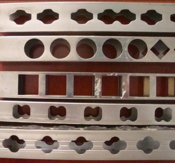 供應(yīng)廣東佛山三位不銹鋼沖孔機(jī)