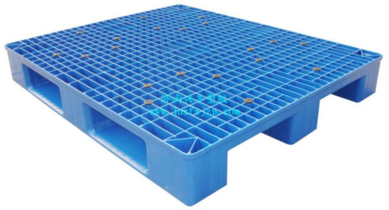 供應(yīng)山東地臺板，山東地臺板廠家，山東塑料地臺板，山東地臺板廠家直銷，倉儲周轉(zhuǎn)