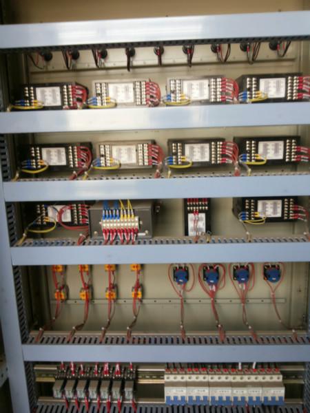 供應(yīng)就地綜合控制柜，各類(lèi)工業(yè)自動(dòng)化解決方案，在線(xiàn)儀表監(jiān)測(cè)控制柜