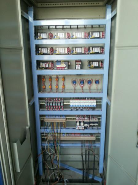 供應(yīng)就地綜合控制柜，各類(lèi)工業(yè)自動(dòng)化解決方案，在線(xiàn)儀表監(jiān)測(cè)控制柜