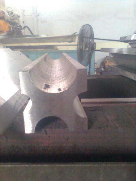 供應(yīng)折彎機(jī)模具價(jià)格