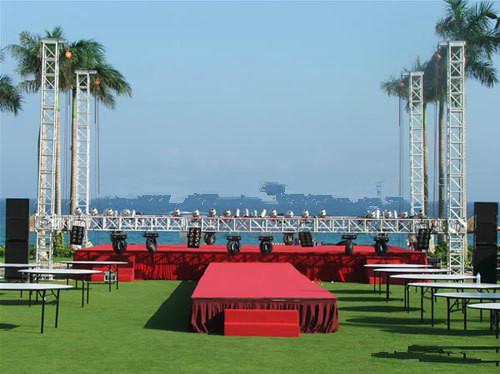 供應廣州創(chuàng)崴鋁合金舞臺桁架展