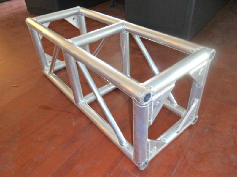 供應廣州創(chuàng)崴鋁合金舞臺桁架展