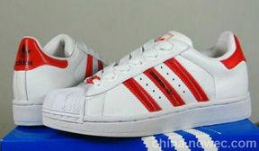 供應(yīng)鞋子衣服香港進(jìn)口物流服務(wù)