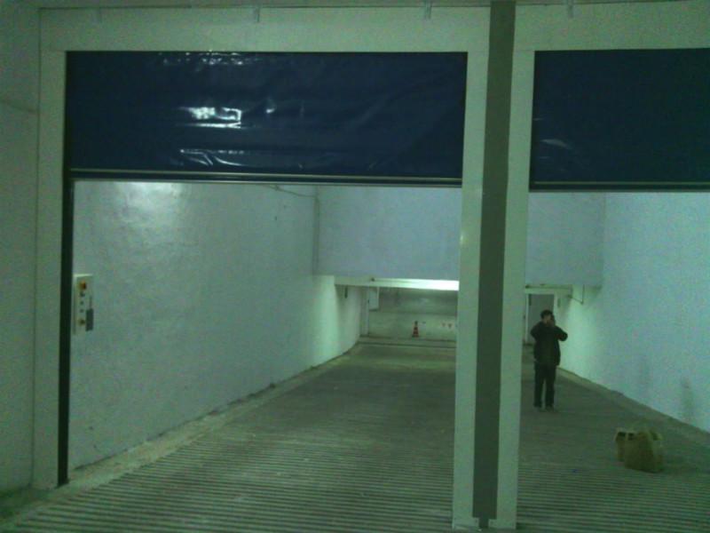 供應(yīng)車(chē)庫(kù)快速保溫門(mén)鞍山*