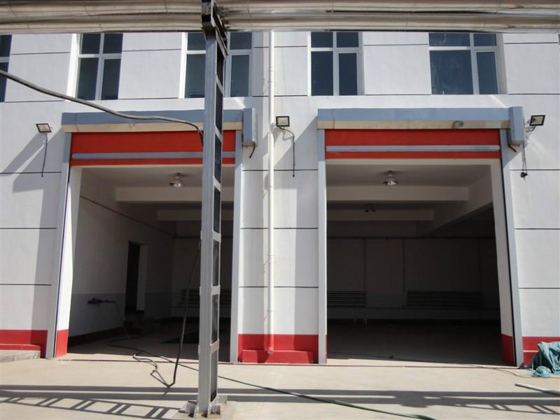 供應(yīng)大連快速堆積門