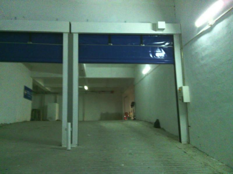 供應(yīng)包頭背帶式快速門