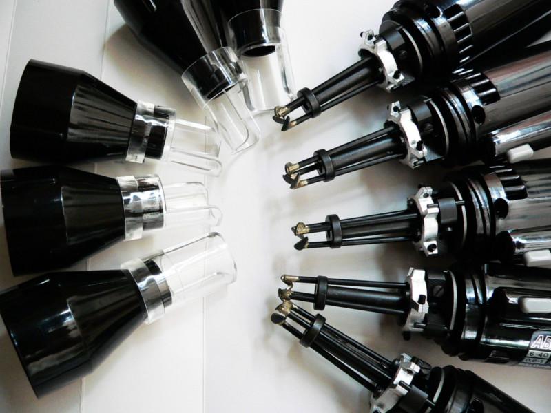 供應(yīng)德國ARNO FUCHS手提式漆包線脫漆機(jī)，去漆皮機(jī)，刮線機(jī)