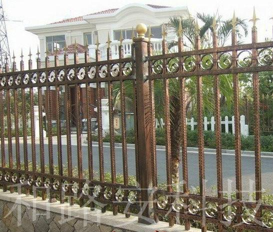 深圳寶安甲型護(hù)欄廠家供應(yīng)護(hù)欄批發(fā)