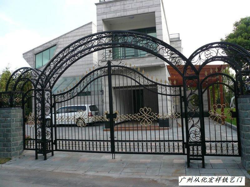 供應(yīng)鐵大門