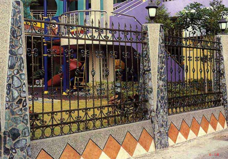 供應(yīng)歐式鐵藝護(hù)欄