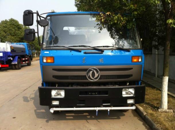 供應(yīng)東風(fēng)十噸145綠化噴灑車廠家直銷