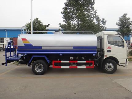 供應(yīng)東風(fēng)5噸灑水車(chē) 、朝柴95馬力、軸距3300cm/4.2立方