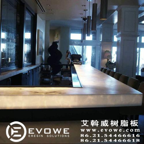 供應(yīng)亞克力展柜水晶亞克力板