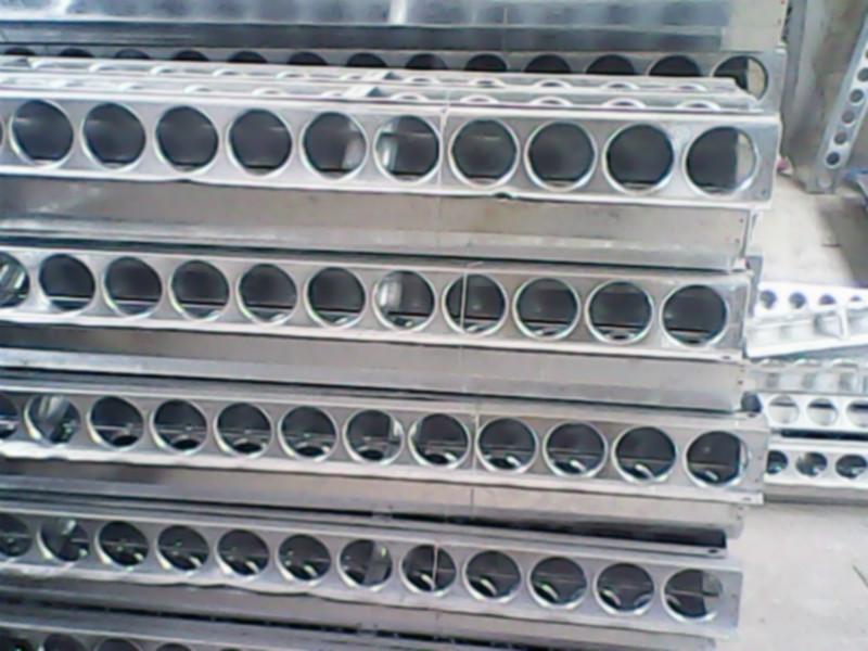 太陽(yáng)能尾盒設(shè)備 山東瑞孚太陽(yáng)能支架尾盒廠家