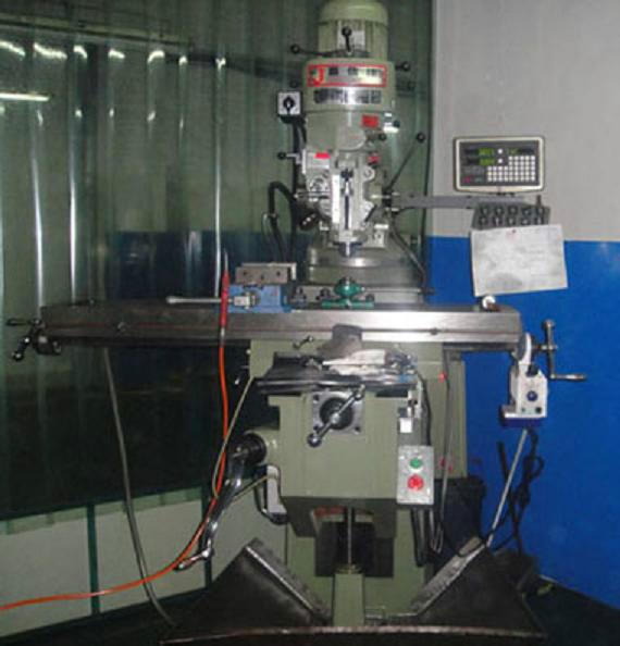 快速維修臺(tái)灣炮塔銑床 進(jìn)口機(jī)床維修 立式銑床大修 臺(tái)興銑床維修