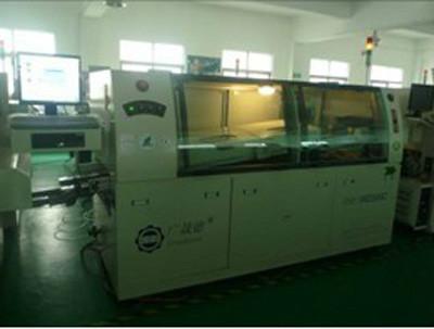 全自動(dòng)無(wú)鉛波峰焊