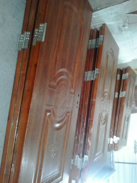 供應廣西衛(wèi)生間門直銷