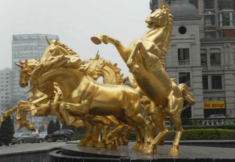 供應(yīng)玻璃鋼動物雕塑供應(yīng)商電話，玻璃鋼動物雕塑供應(yīng)商聯(lián)系，仿大白鶴雕塑