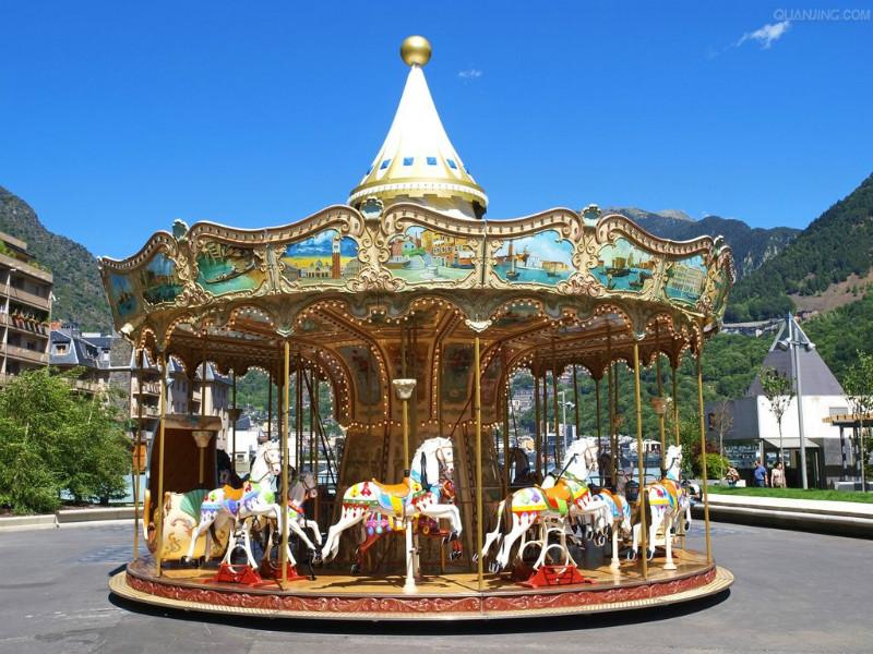 供應(yīng)豪華三座/六座/十二座轉(zhuǎn)馬