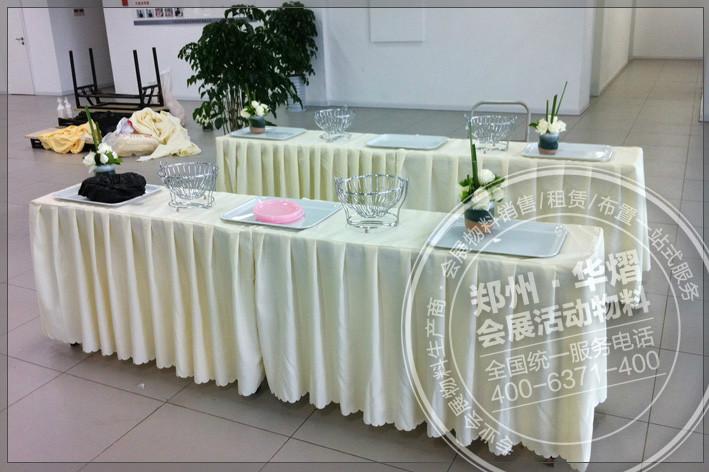 供應(yīng)南陽出租宴會(huì)桌椅出租上千把椅子