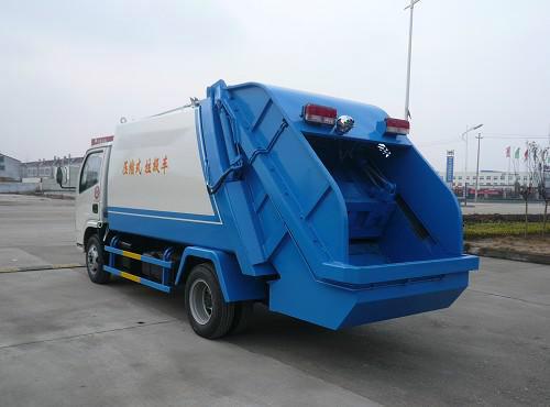 供應(yīng)4方東風(fēng)福瑞卡壓縮垃圾車 環(huán)衛(wèi)車生產(chǎn)廠家 環(huán)衛(wèi)車價格