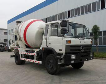 東風(fēng)153單橋混凝土攪拌車5-6方圖片