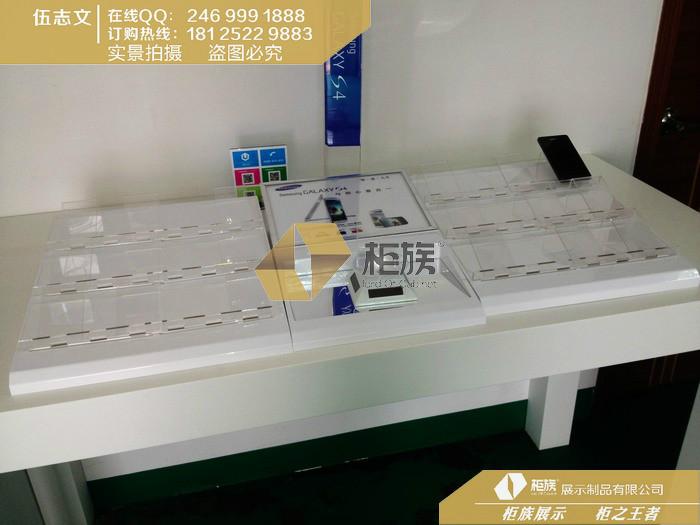 廣東佛山三星單邊靠墻體驗(yàn)桌*產(chǎn)品圖片，柜族手機(jī)柜臺(tái)廠家報(bào)價(jià)！