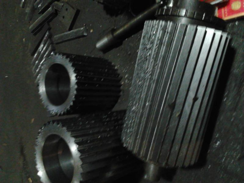 供應(yīng)泰州產(chǎn)塑料切粒機滾刀13862237344