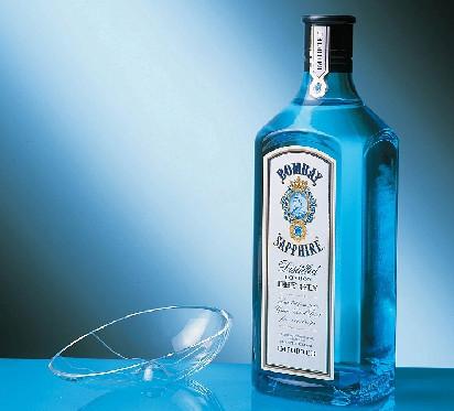 從上海自貿區(qū)進口報關洋酒金酒國際貨運代理公司