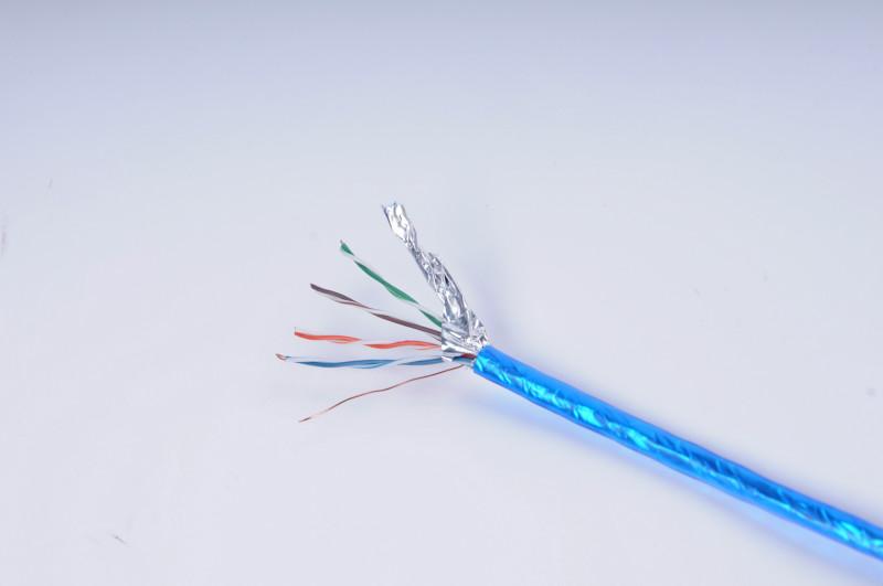 供應(yīng)超五類05無氧銅雙屏蔽網(wǎng)線  鋁箔加編織網(wǎng)*信號(hào)網(wǎng)線