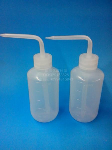 供應(yīng)塑料彎嘴洗瓶250ml塑料洗瓶白洗瓶