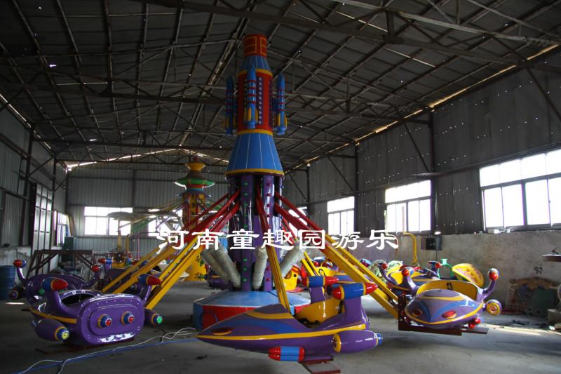 供應(yīng)兒童機(jī)械游樂設(shè)備自控飛機(jī)