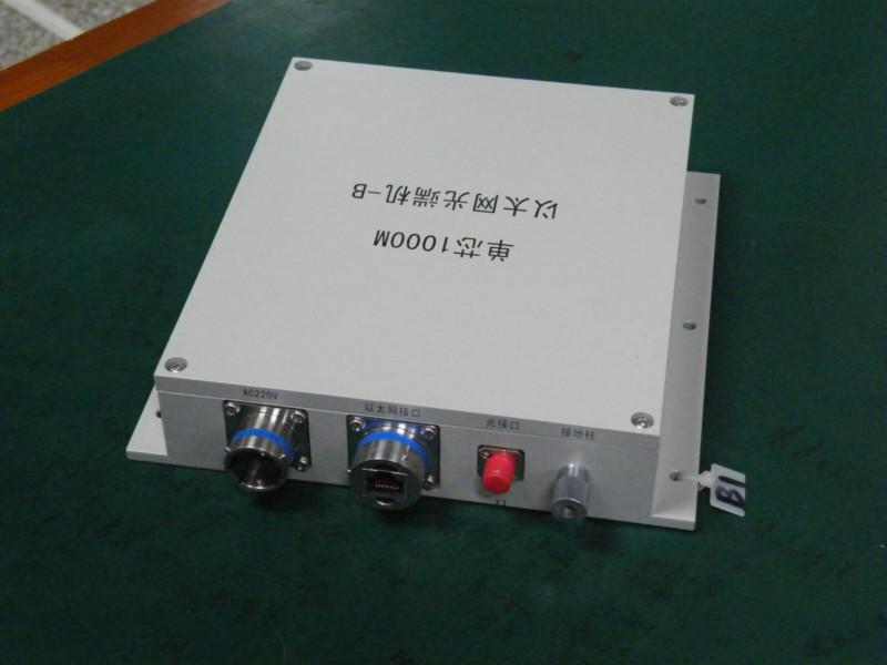 以太網(wǎng)光端機圖片