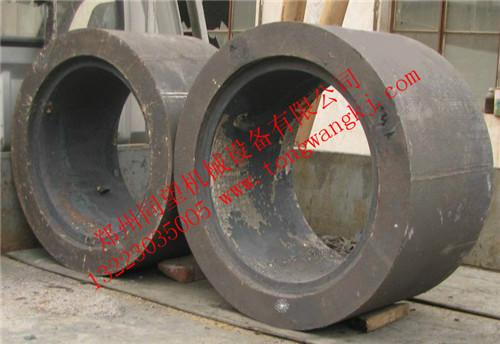 供應(yīng)TW對輥式破碎機輥皮價格低質(zhì)量好M