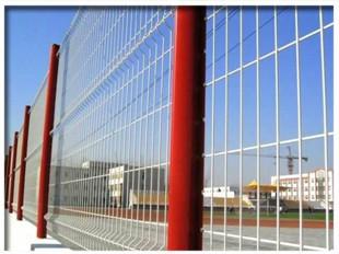 供應(yīng)公路護(hù)欄