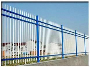 供應(yīng)鐵藝圍欄