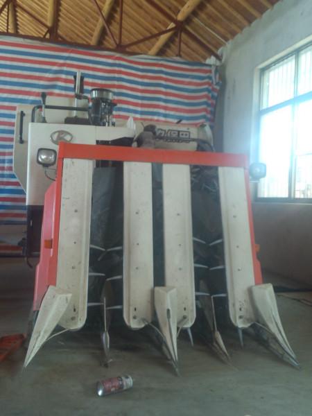 供應二手久保田收割機急需轉(zhuǎn)讓